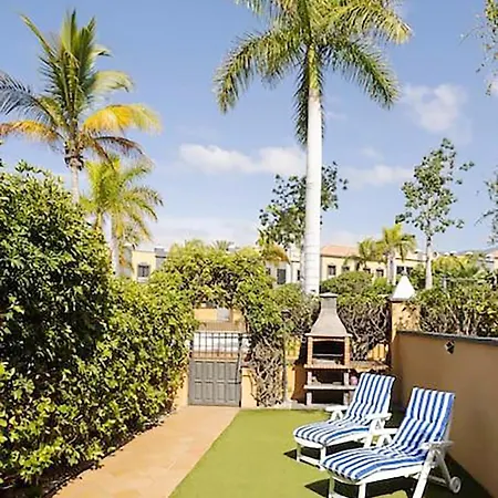 Exclusive Townhouse In Plaza Del Duque Close To The *