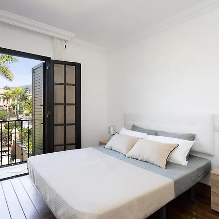 Exclusive Townhouse In Plaza Del Duque Close To The * Costa Adeje
