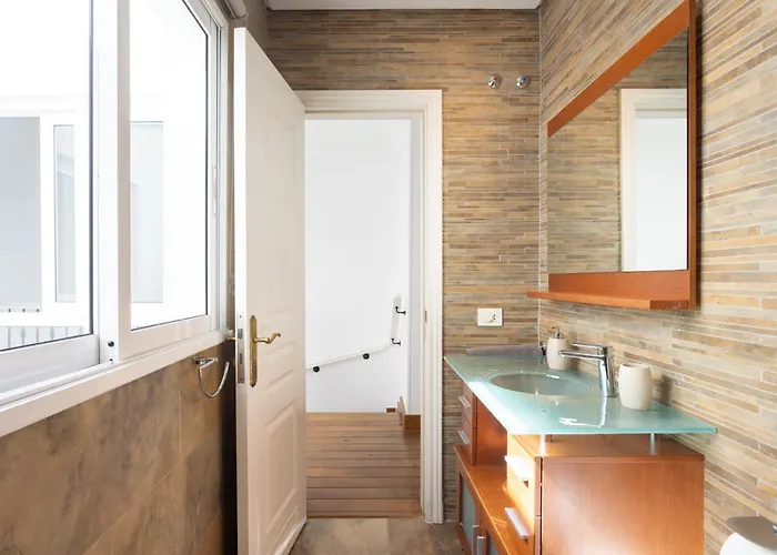 Будинок відпочинку Exclusive Townhouse In Plaza Del Duque Close To The Адехе