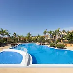 Сasa de vacaciones Exclusive Townhouse In Plaza Del Duque Close To The