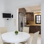 Exclusive Townhouse In Plaza Del Duque Close To The * Costa Adeje (Tenerife)