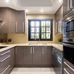 Exclusive Townhouse In Plaza Del Duque Close To The Сasa de vacaciones *