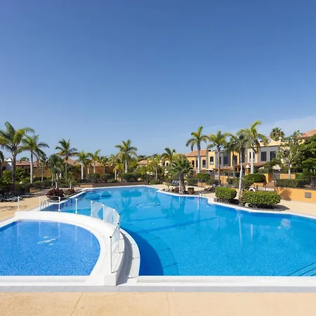 Semesterbostad Exclusive Townhouse In Plaza Del Duque Close To The